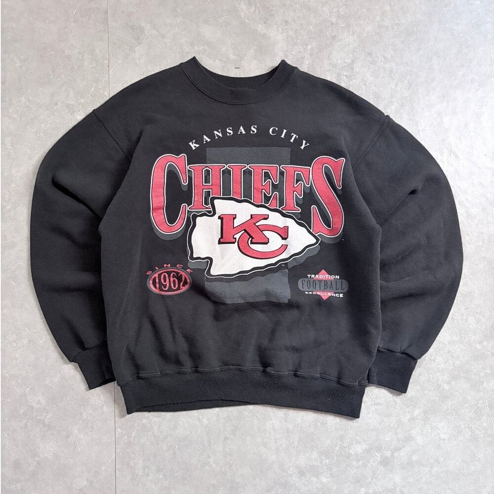 90s Vintage Kansas City Chiefs Big Print Black Crewneck -M